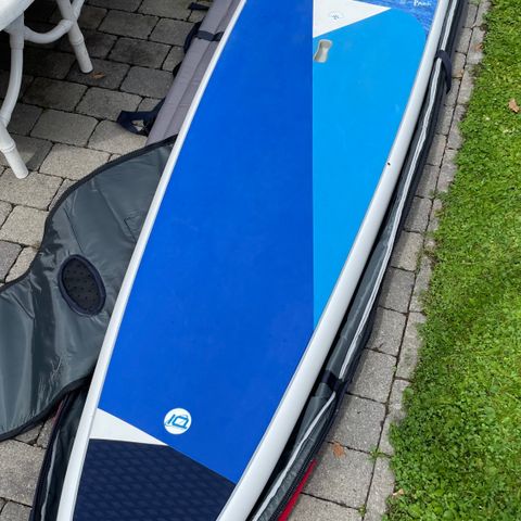 Starboard Generation SOLID SUP 12´6" x 28" + hybrid carbon åre + beskyttende bag