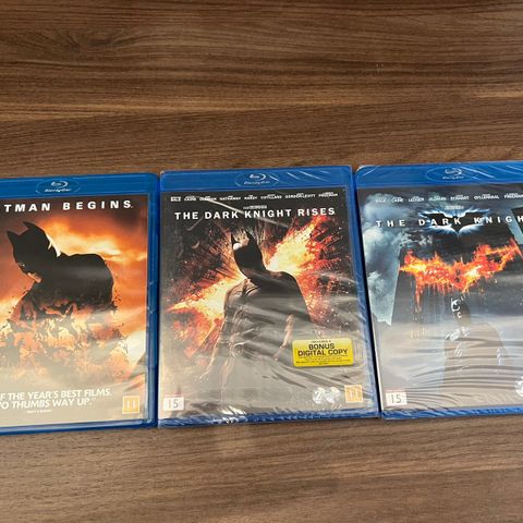 Batman - Dark knight trilogi Blu Ray - film 2 og 3 uåpnet i plast