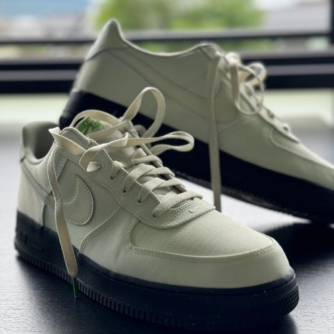 Nike Airforce 1 Sea glass str 47,5 prøvd en gang ute.