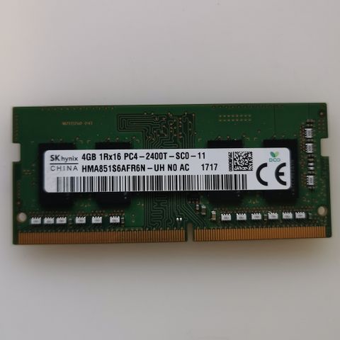 Hynix 4 Gb RAM brikke (DDR4 SDRAM 2400 MHz)