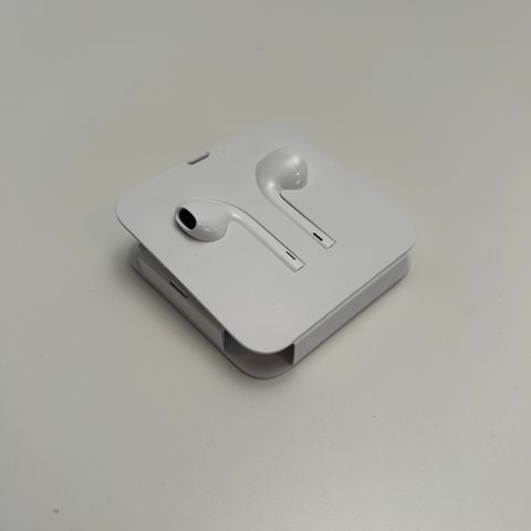 Apple Earpods med lightning kabel - ubrukt