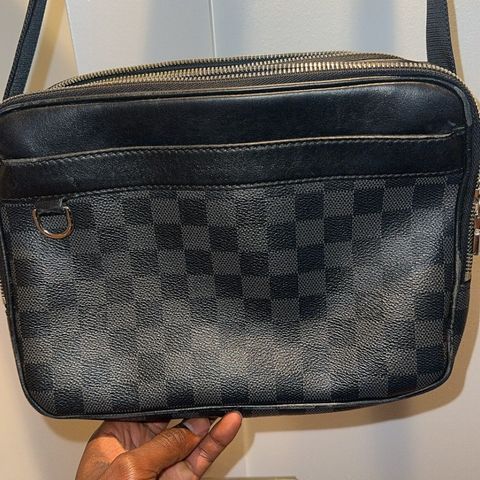 Original Louis Vuitton sidebag