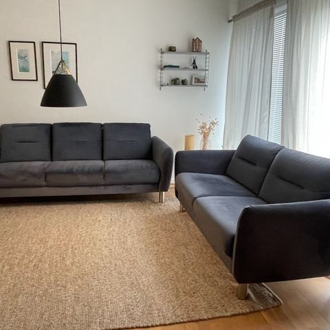 Hjort Knudsen velour sofa