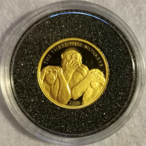 2006, The Three Wise Monkeys, 1/25 oz, 999 gull.