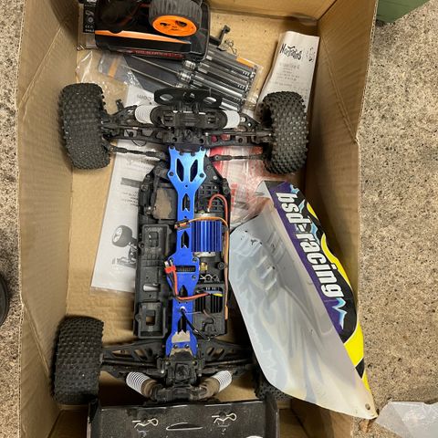 BSD racing RC bil (med delebil)