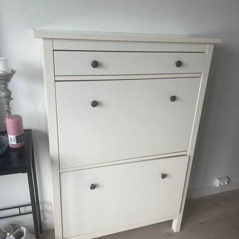 Hemnes Skohylle