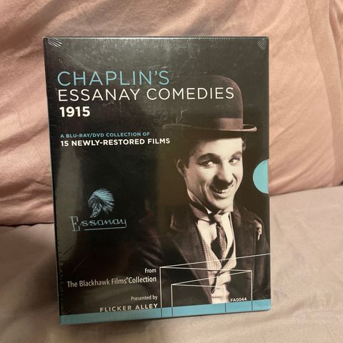 Charlie Chaplin samling (Blu-ray) 15 filmer, Flickey Alley