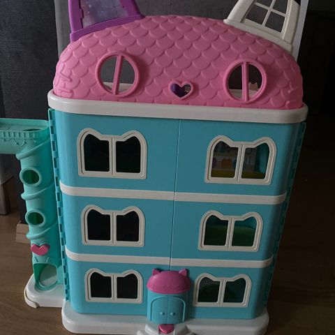 Gabby's Dollhouse