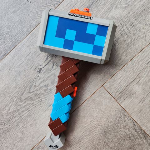 Nerf Minecraft Stormlander hammer