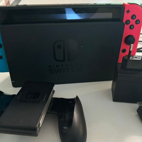 Nintendo switch, med seks spill