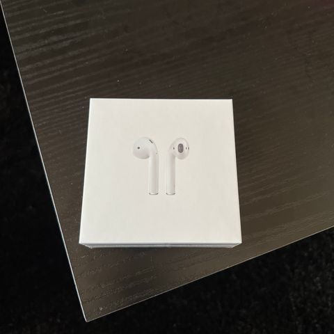 Apple AirPods 2nd gen