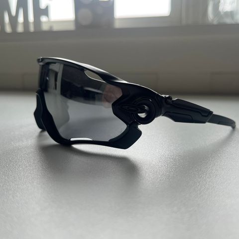 Oakley Jawbreaker