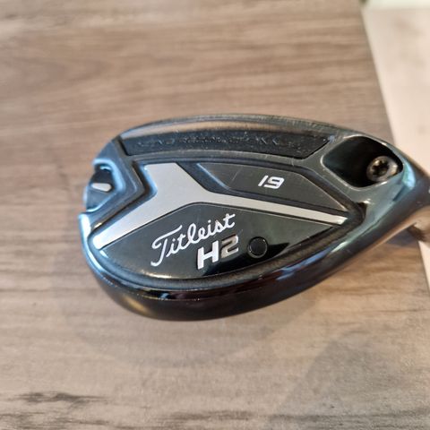 Titleist 818 H2 2 Hybrid (19°) m/ Stiff skaft