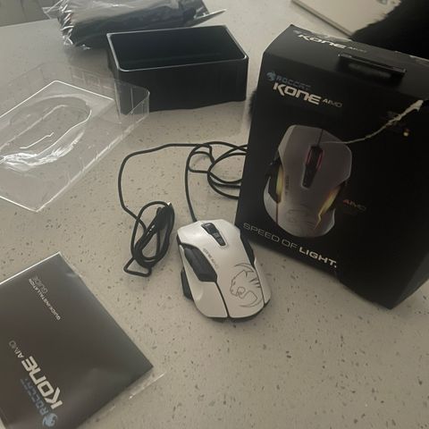 Roccat  kone Aimo gaming mus