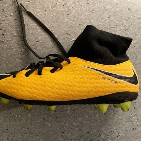 Nike Hypervenom Phelon 3 (MEN, EUR 42)