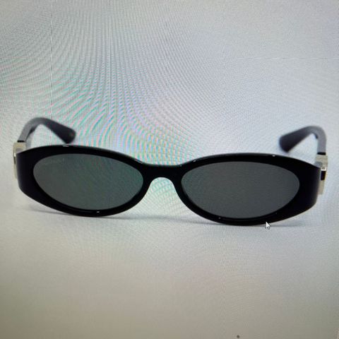 Gucci GG1660S solbriller i sort selges