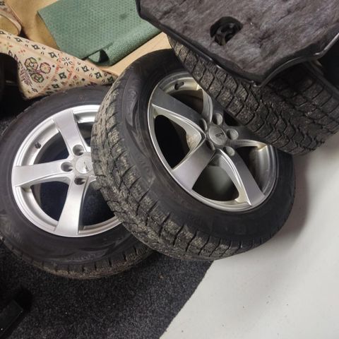 Vinterhjul til Volvo - 205/55/16 - 5x108