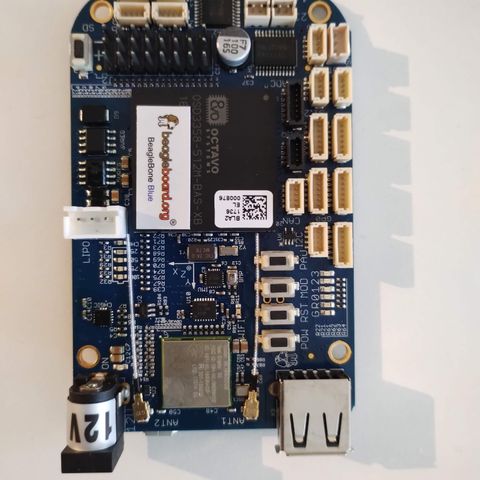 Beaglebone blue - Linux SBPC med sensorer, Raspberry Pi alternativ