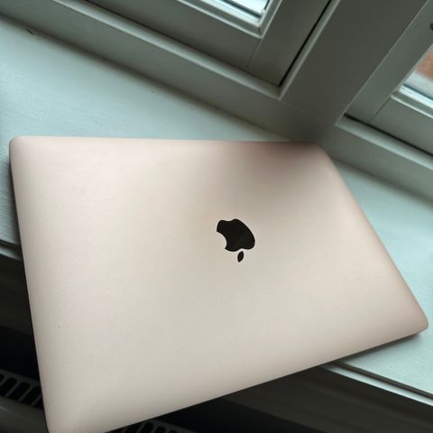 MacBook Air i3 2020 modell