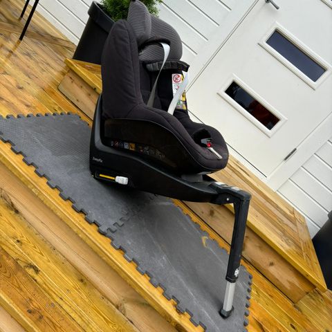 ISOFIX BARNESETE MED BASE OG ISOFIX