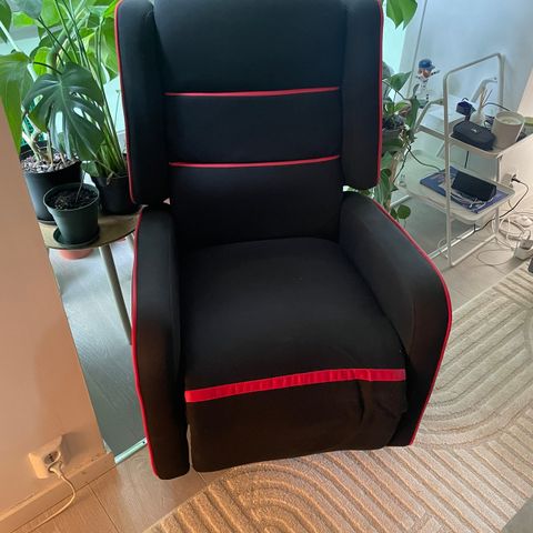 Comfortable gaming chair