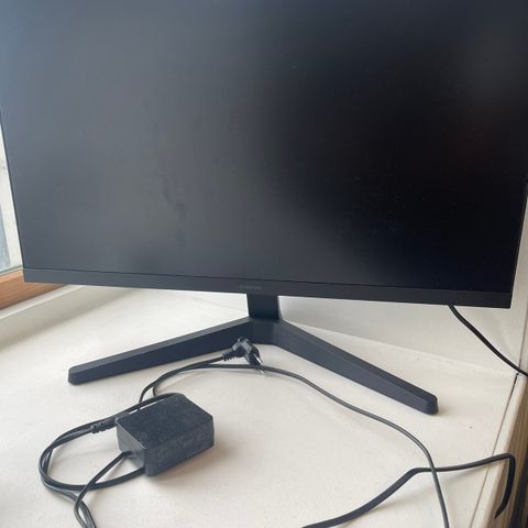 Samsung 24" pc skjerm