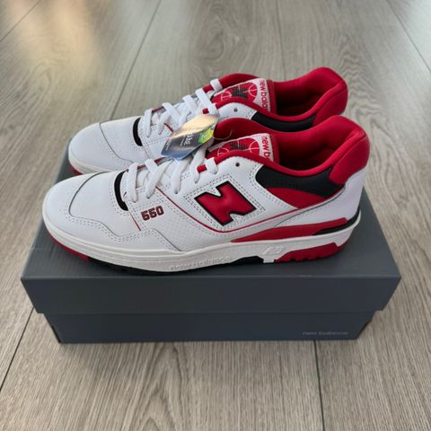 New Balance 550 Sneakers (Størrelse 42)