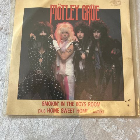 Motley crue - smoking & home sweet home