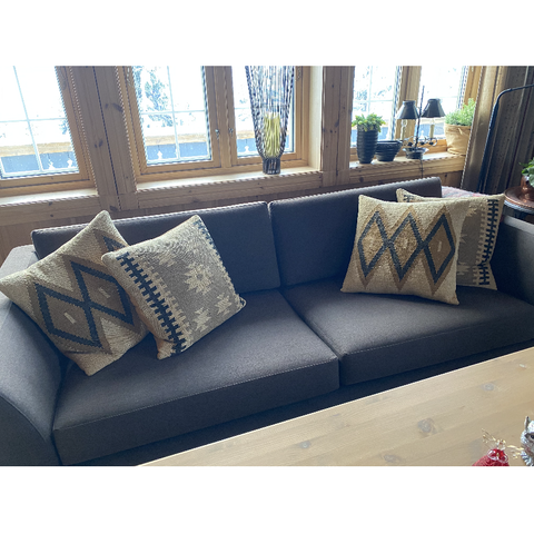 SLETTVOLL sofa i ullstoff ny pris 6000