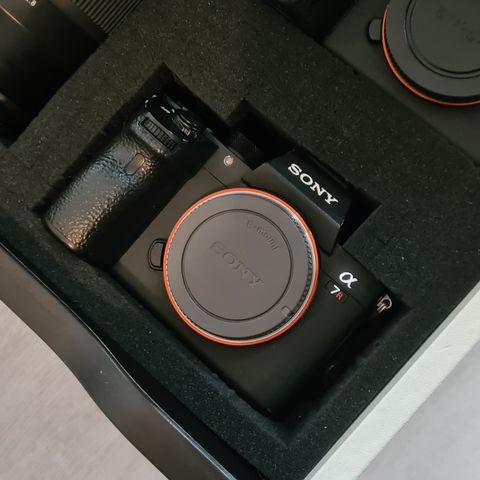 Sony A7RIII