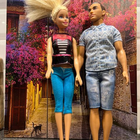Barbie par som på bilde