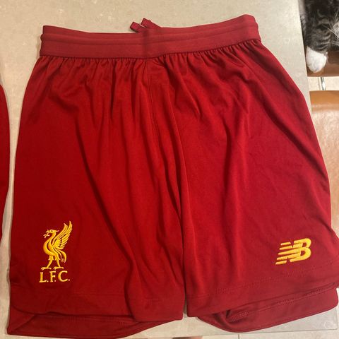 2 Par Liverpool fotball shorts