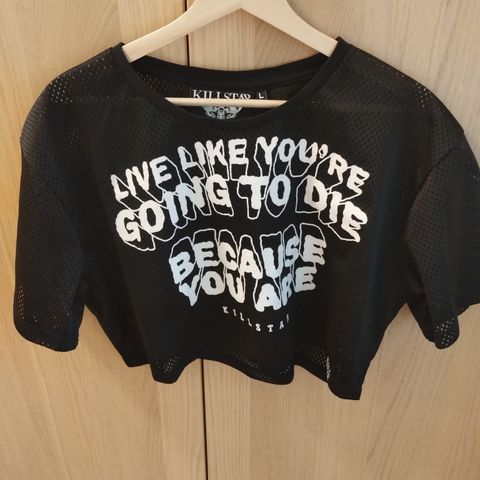 Killstar croptop HOLDT AV