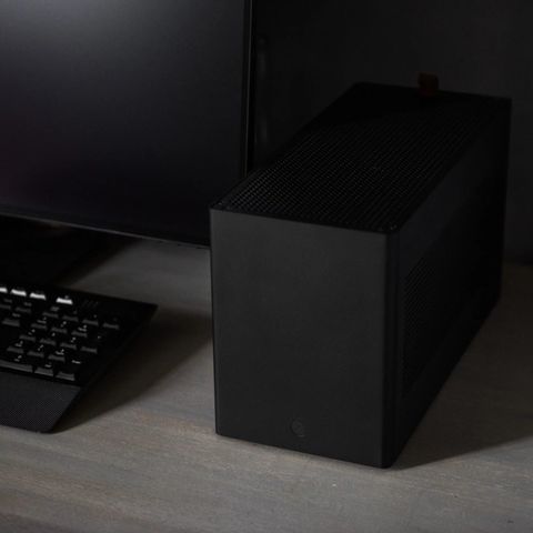 Kraftig og Stilren Mini PC