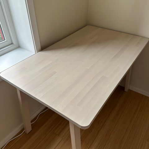 *RESERVERT* Norråker spisebord fra IKEA