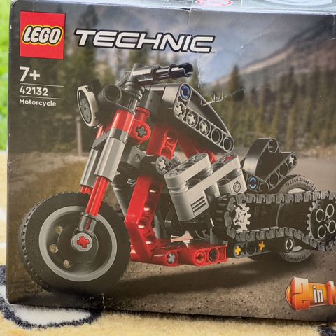 LEGO Technic Motorsykkel 42132 (uåpnet)