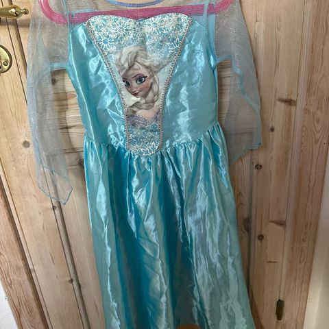 Disneys prinsesser kostymer (RESERVERT)