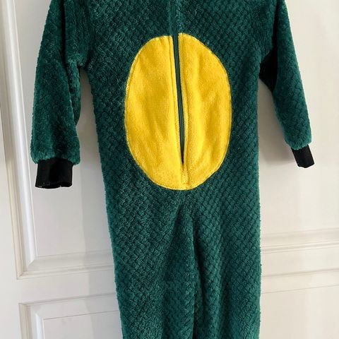 Morsom og myk drage kosedress/onepiece- str 122/128