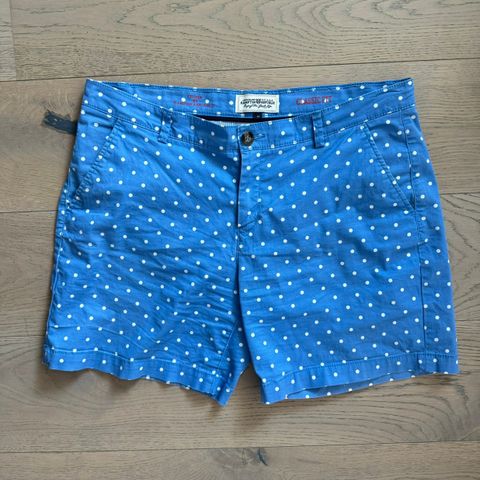 Classisk chinos shorts str. 40