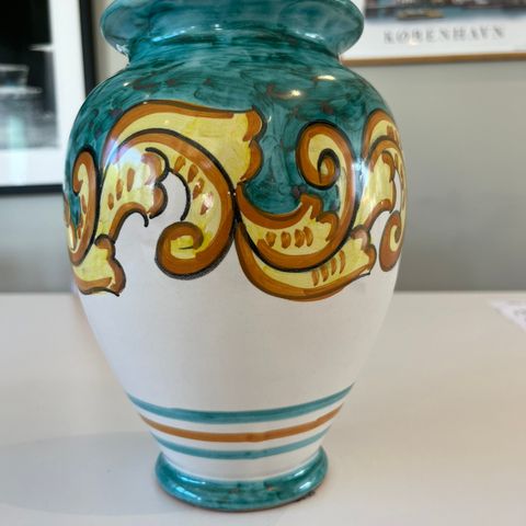 Keramikk vase