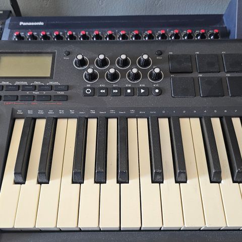 M-Audio Axiom 25 Midi Keyboard