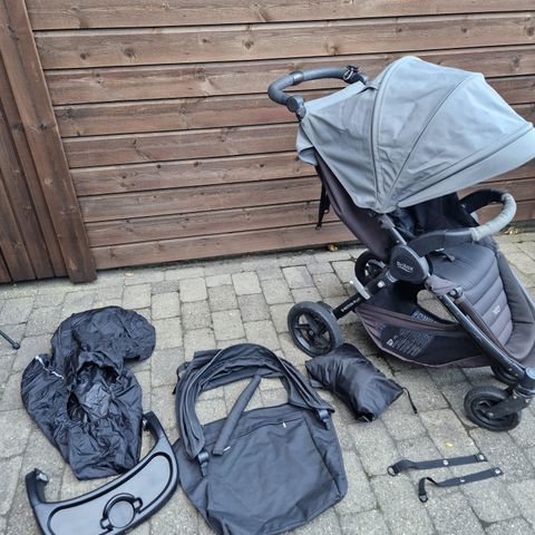 Britax b 4 motion plus med masse tilbehør