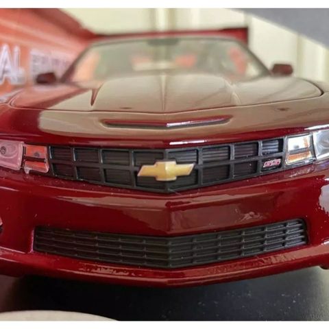 2010 Camaro SS 1:18 modellbil ønskes kjøpt