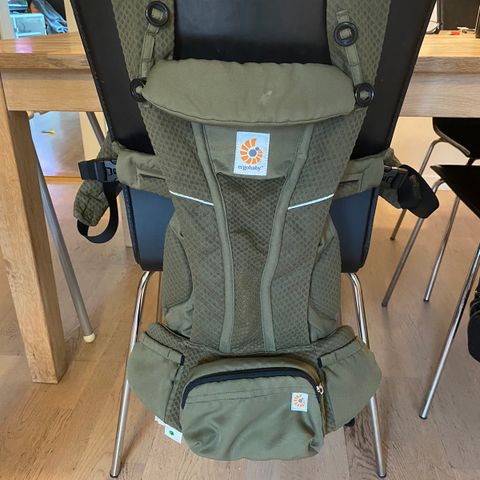 Ergobaby Omni Breeze