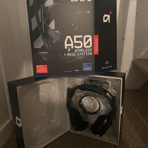 Astro A50 4th Gen (som ny) PS4