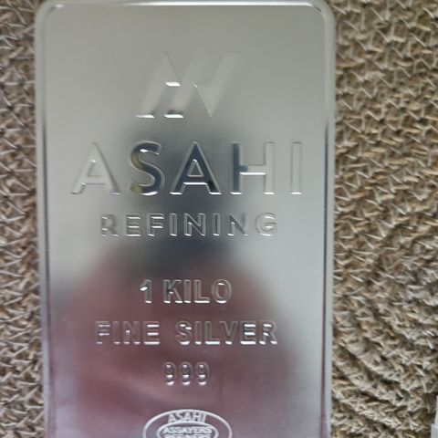 Sølvbarre asahi 999 fine silver