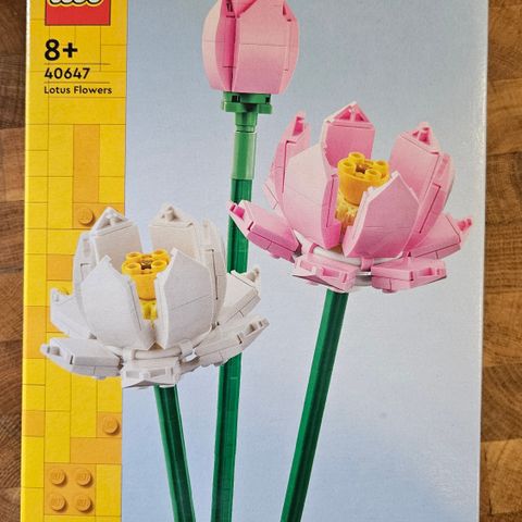 LEGO 40647 "Lotus Flowers"