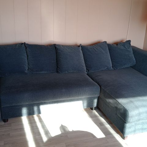 Sofa med oppbevaring