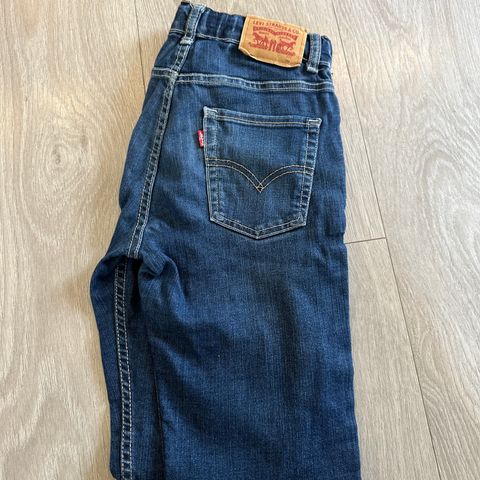 Levis 510 14år