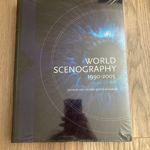 World Scenography 1990-2005. Ny! Vil selge raskt - kom med bud!